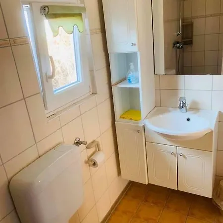 Ro Og Idyl Semesterbostad *